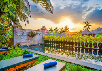 Resort with 11 Private Villas For Rent  Sala Kamreuk, Siem Reap thumbnail