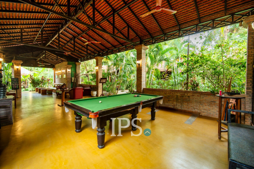 Resort with 11 Private Villas For Rent  Sala Kamreuk, Siem Reap