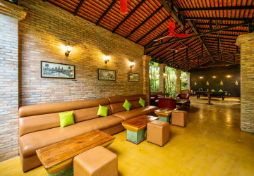 Resort with 11 Private Villas For Rent  Sala Kamreuk, Siem Reap thumbnail