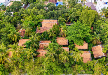 Resort with 11 Private Villas For Rent  Sala Kamreuk, Siem Reap thumbnail