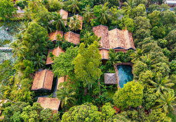 Resort with 11 Private Villas For Rent  Sala Kamreuk, Siem Reap thumbnail