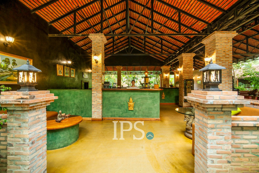 Resort with 11 Private Villas For Rent  Sala Kamreuk, Siem Reap