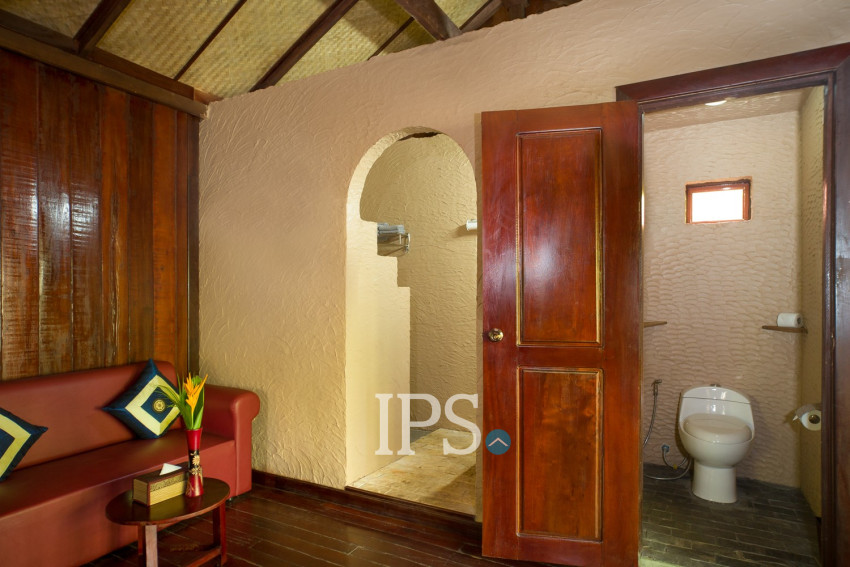 Resort with 11 Private Villas For Rent  Sala Kamreuk, Siem Reap