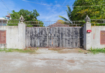 4 Bedroom House For Rent - Sala Kamreuk, Siem Reap thumbnail