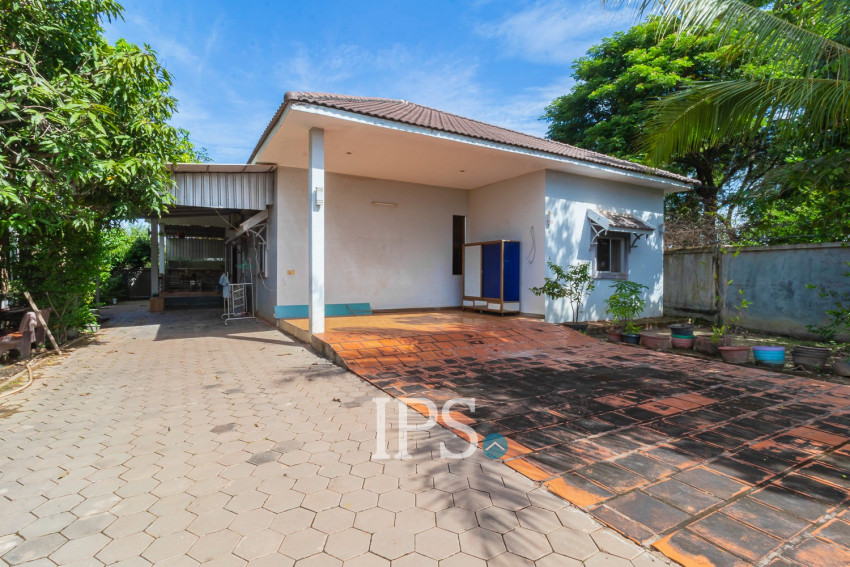 4 Bedroom House For Rent - Sala Kamreuk, Siem Reap