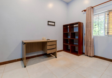 4 Bedroom House For Rent - Sala Kamreuk, Siem Reap thumbnail