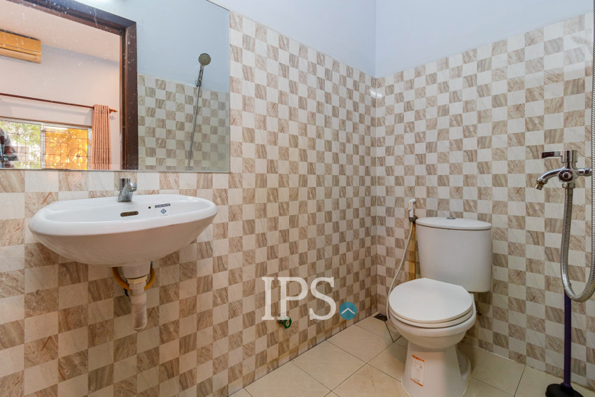 4 Bedroom House For Rent - Sala Kamreuk, Siem Reap