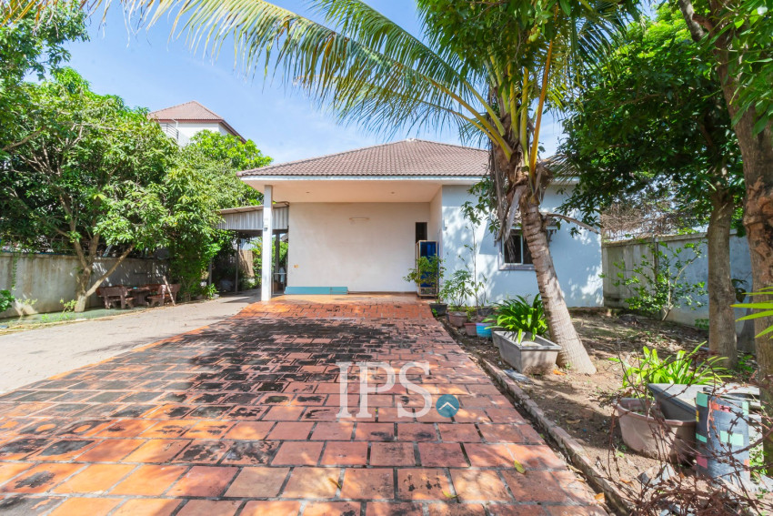 4 Bedroom House For Rent - Sala Kamreuk, Siem Reap