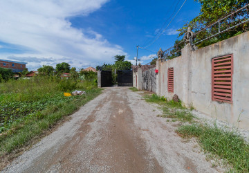 4 Bedroom House For Rent - Sala Kamreuk, Siem Reap thumbnail