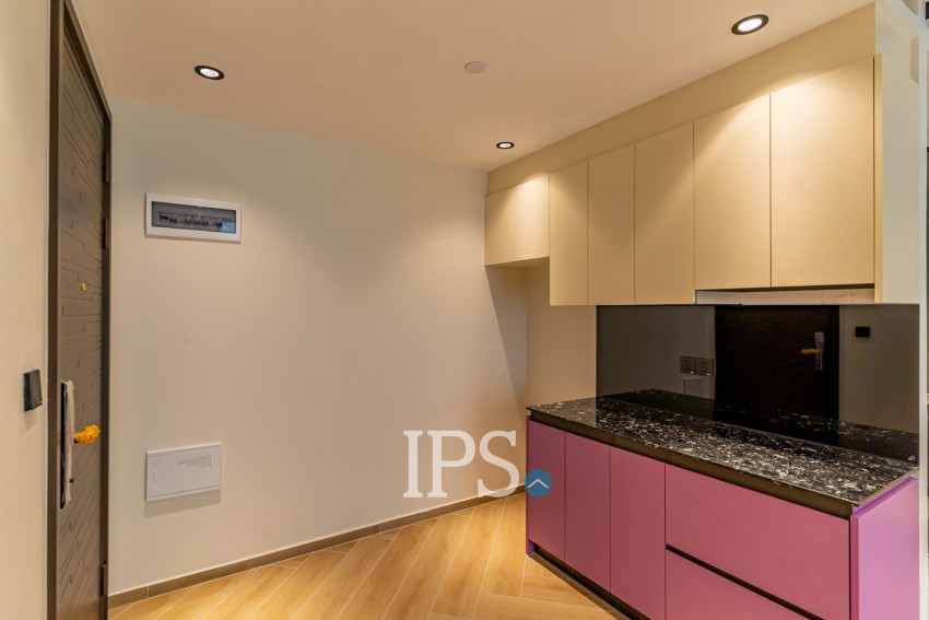 21th Floor 1 Bedroom Condo Type C1 Resale - Time Square 306, BKK1, Phnom Penh