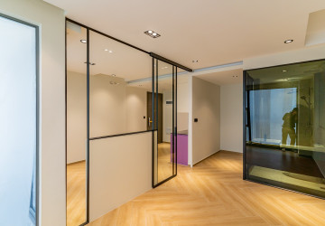 21th Floor 1 Bedroom Condo Type C1 Resale - Time Square 306, BKK1, Phnom Penh thumbnail