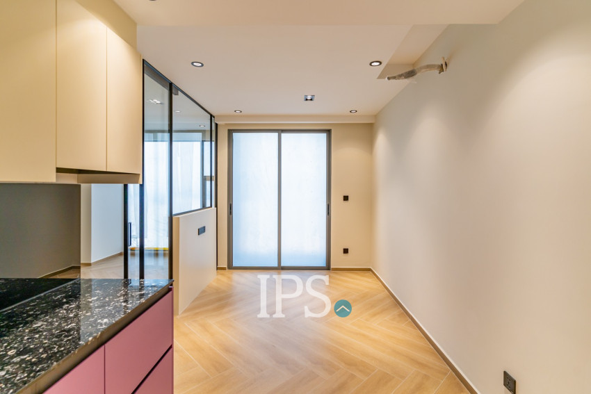 21th Floor 1 Bedroom Condo Type C1 Resale - Time Square 306, BKK1, Phnom Penh