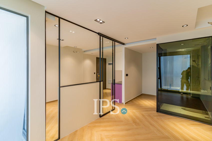 21th Floor 1 Bedroom Condo Type C1 Resale - Time Square 306, BKK1, Phnom Penh