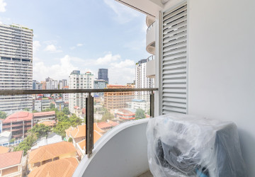 1 Bedroom Condo For Rent - Le Conde, BKK1, Phnom Penh thumbnail