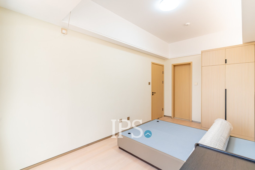 1 Bedroom Condo For Rent - Le Conde, BKK1, Phnom Penh