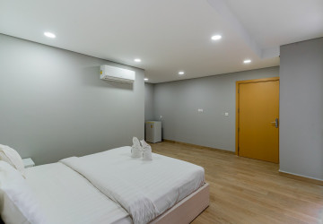 3 Bedroom Penthouse Condo For Rent - Anata, Stueng Mean Chey 1, Phnom Penh thumbnail