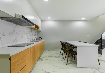 3 Bedroom Penthouse Condo For Rent - Anata, Stueng Mean Chey 1, Phnom Penh thumbnail