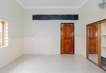 6 Bedroom House For Rent - Svay Dangkum, Siem Reap thumbnail