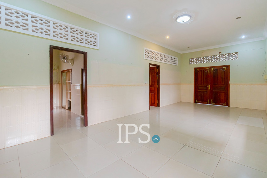 6 Bedroom House For Rent - Svay Dangkum, Siem Reap