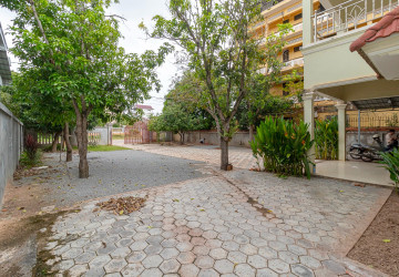 6 Bedroom House For Rent - Svay Dangkum, Siem Reap thumbnail