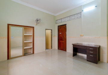 6 Bedroom House For Rent - Svay Dangkum, Siem Reap thumbnail