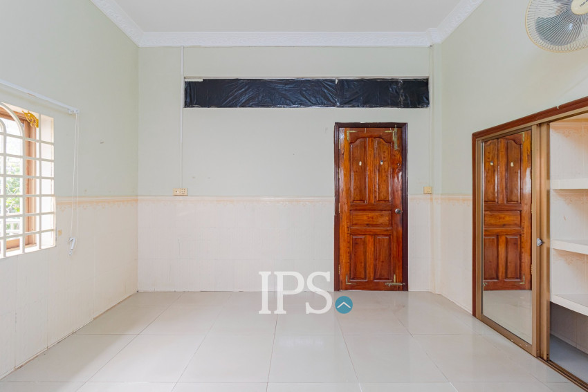 6 Bedroom House For Rent - Svay Dangkum, Siem Reap
