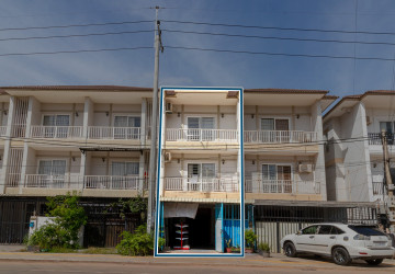 3 Bedroom Flat For Sale - Svay Dangkum, Siem Reap thumbnail