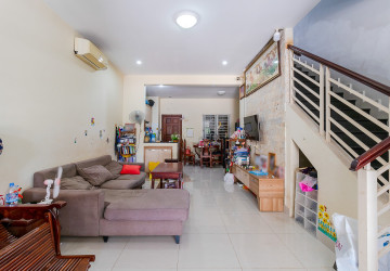 3 Bedroom Flat For Sale - Svay Dangkum, Siem Reap thumbnail