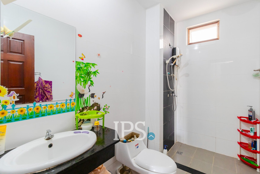 3 Bedroom Flat For Sale - Svay Dangkum, Siem Reap