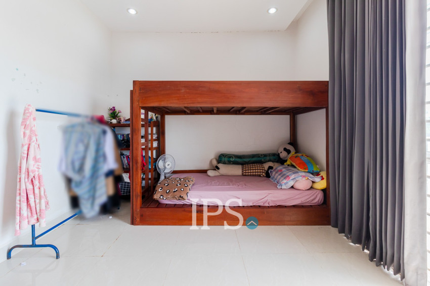 3 Bedroom Flat For Sale - Svay Dangkum, Siem Reap
