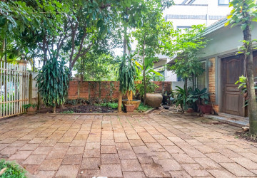 3 Bedroom House For Sale - Chreav, Siem Reap thumbnail