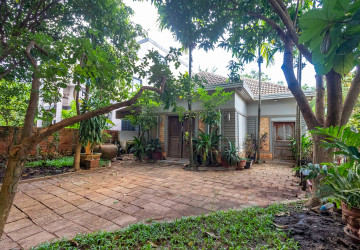 3 Bedroom House For Sale - Chreav, Siem Reap thumbnail