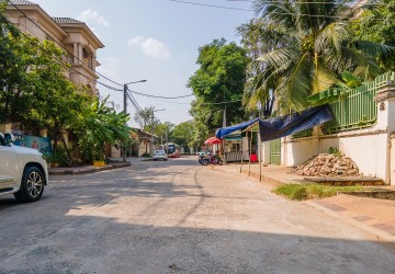 464 Sqm Land For Rent - Boeng Kak I, Phnom Penh thumbnail