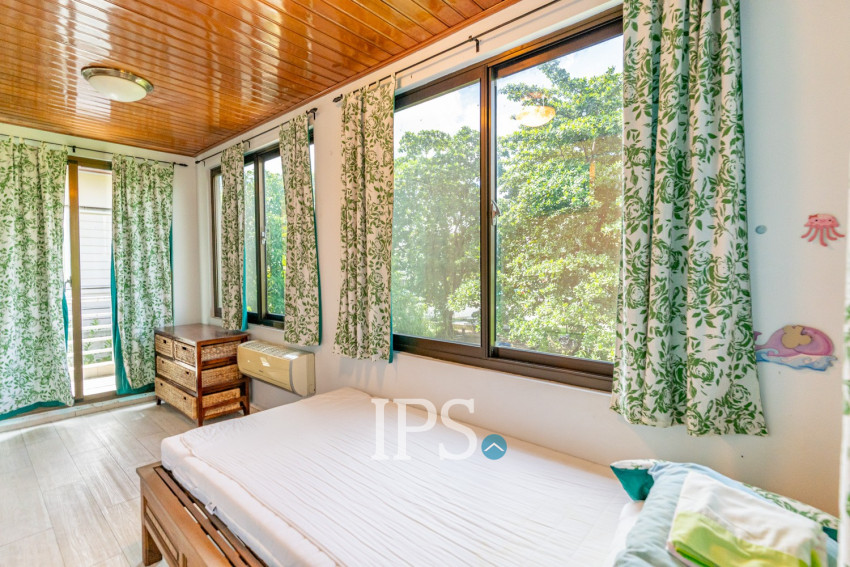3 Bedroom Villa For Rent -Tonle Bassac, Phnom Penh