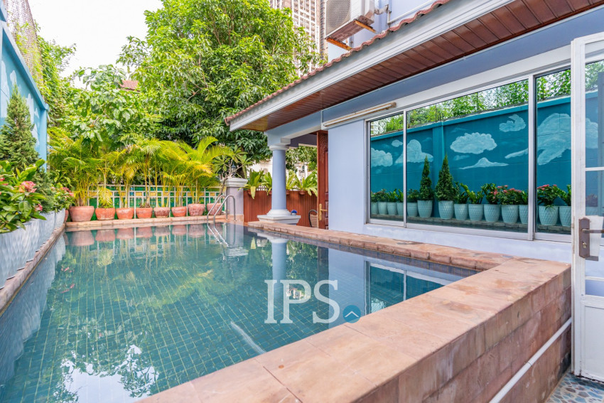 3 Bedroom Villa For Rent -Tonle Bassac, Phnom Penh