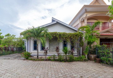 3 Bedroom House For Rent - Sala Kamreuk, Siem Reap thumbnail