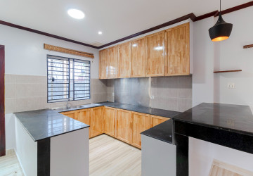 3 Bedroom House For Rent - Sala Kamreuk, Siem Reap thumbnail