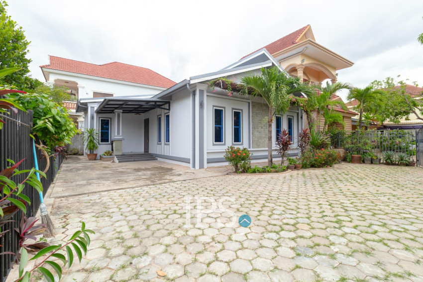 3 Bedroom House For Rent - Sala Kamreuk, Siem Reap