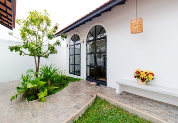 3 Bedroom Villa For Rent - Svay Dangkum, Siem Reap thumbnail