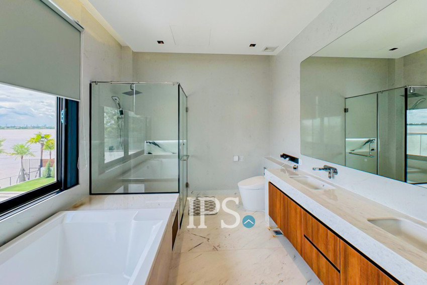 5 Bedroom Luxury Villa For Sale - Along Mekong River, Chroy Changvar, Phnom Penh