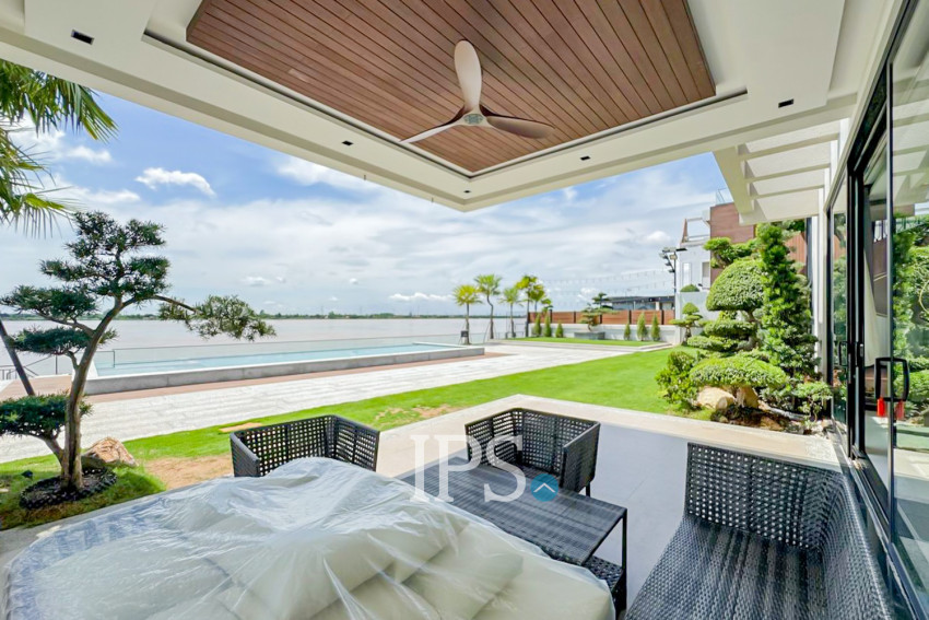 5 Bedroom Luxury Villa For Sale - Along Mekong River, Chroy Changvar, Phnom Penh