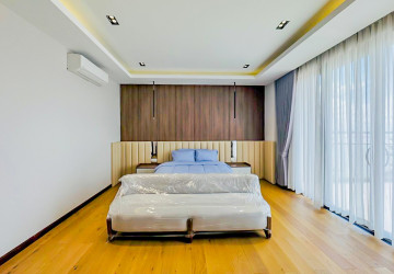 5 Bedroom Luxury Villa For Sale - Along Mekong River, Chroy Changvar, Phnom Penh thumbnail