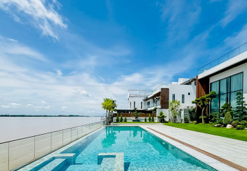 5 Bedroom Luxury Villa For Sale - Along Mekong River, Chroy Changvar, Phnom Penh thumbnail