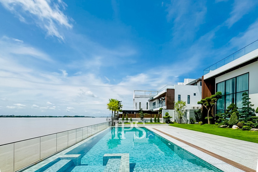 5 Bedroom Luxury Villa For Sale - Along Mekong River, Chroy Changvar, Phnom Penh