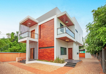 4 Bedroom Villa For Rent - Svay Dangkum, Siem Reap thumbnail