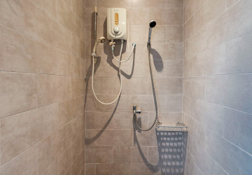 4 Bedroom Villa For Rent - Svay Dangkum, Siem Reap thumbnail