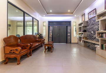 2-Villa Property with Swimming Pool for Sale - Svay Dangkum, Siem Reap thumbnail