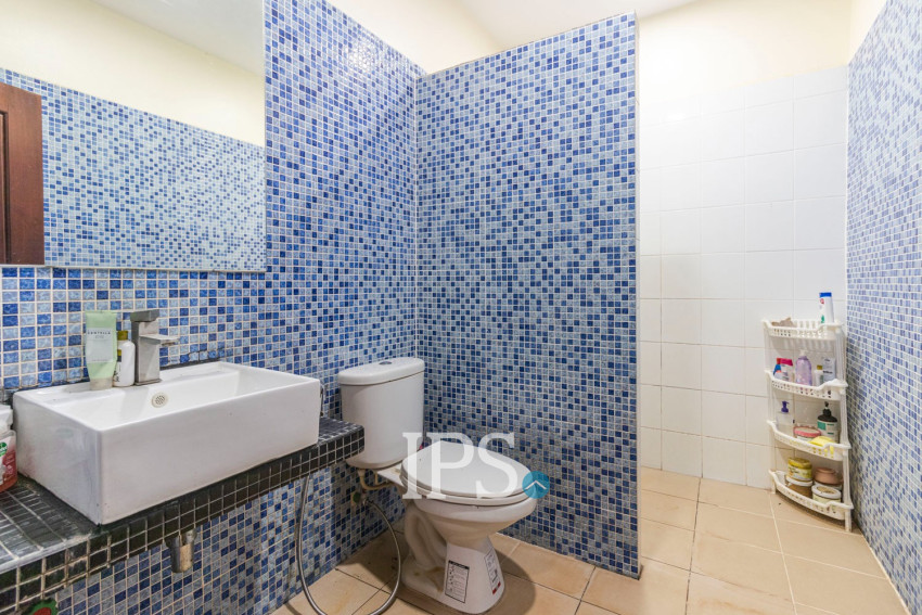 2-Villa Property with Swimming Pool for Sale - Svay Dangkum, Siem Reap