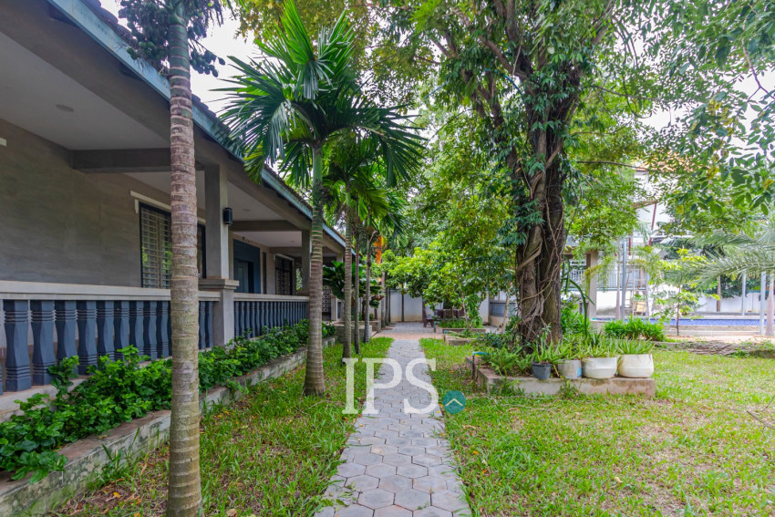 2-Villa Property with Swimming Pool for Sale - Svay Dangkum, Siem Reap