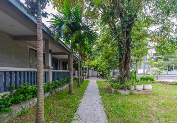 2-Villa Property with Swimming Pool for Sale - Svay Dangkum, Siem Reap thumbnail